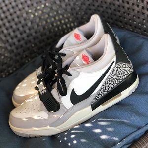 Jordan Legacy 312 Low